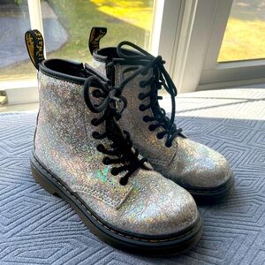 Excellent condition little girls doc martens. Size 13.